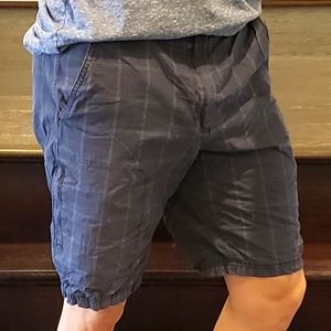 DKNY Shorts 32